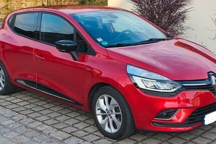 Renault Clio 97.000 km 7.800 &euro; Steinach 94377