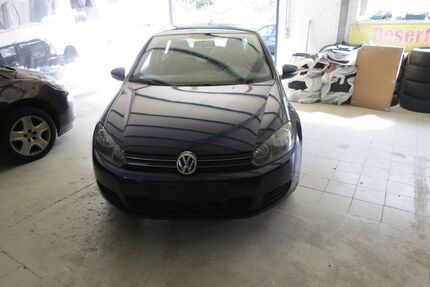 VW Golf 220.000 km 3.900 &euro; Schlangenbad 65388