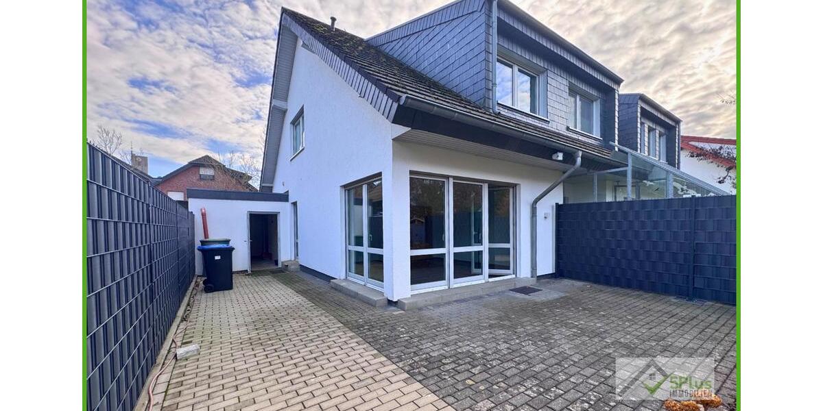 + 5PLUS + IDEAL FÜR PAARE + 2-ZIMMER-DOMIZIL MIT TERRASSE UND GARAGE IN INDEN ALTDORF + 2 zimmer