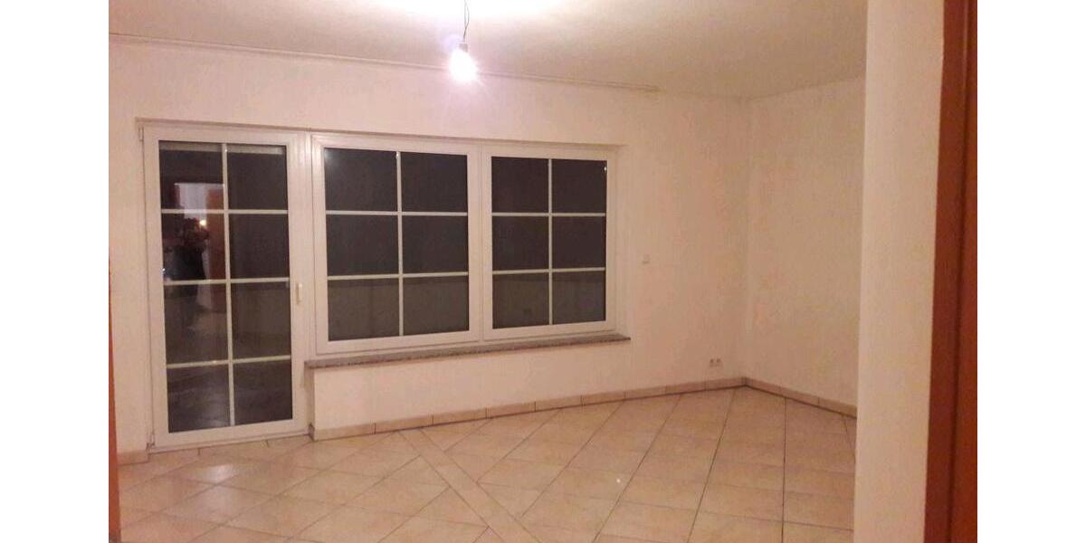 Dachgeschoßwohnung Nörvenich - 3 Zimmer, 105 m&sup2;, 880&euro; | Angebot:25381635