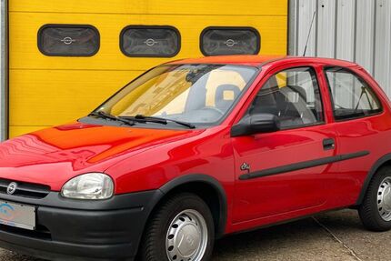 Opel Corsa 81.000 km 2.400 &euro; Krefeld 47799