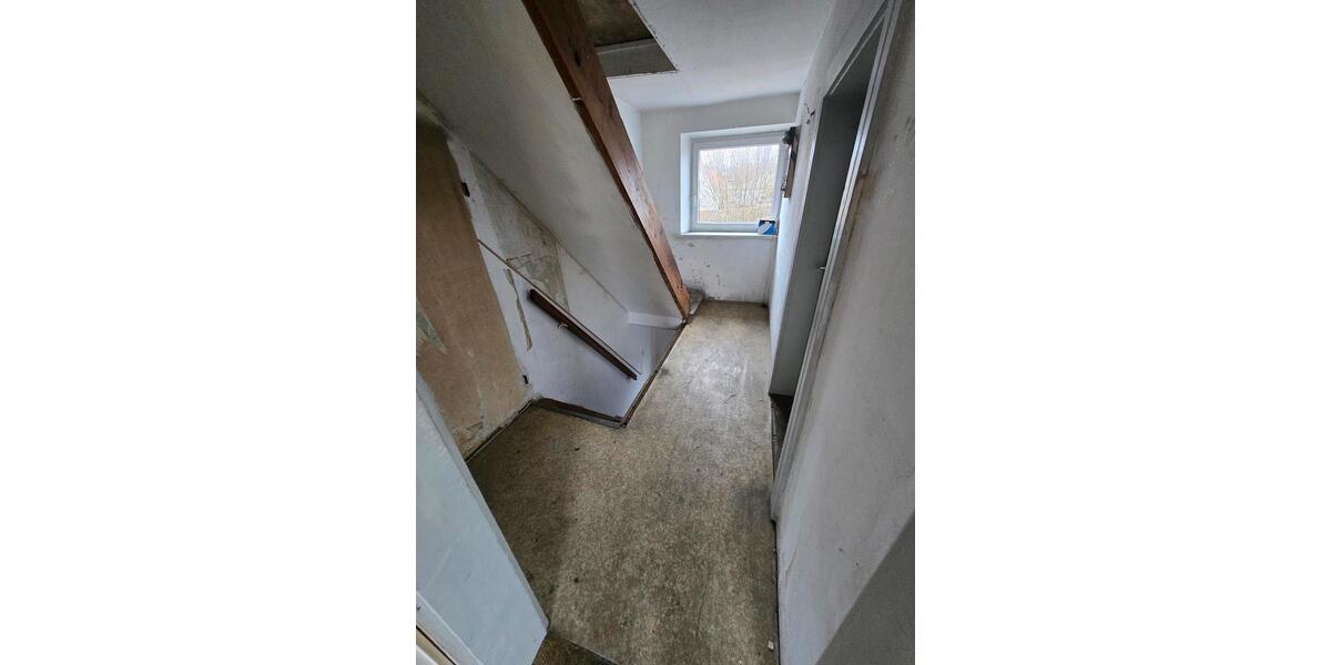 Mehrfamilienhaus, Wohnhaus Donauwörth - 7 Zimmer, 150 m&sup2;, 150.000&euro; | Angebot:26216017