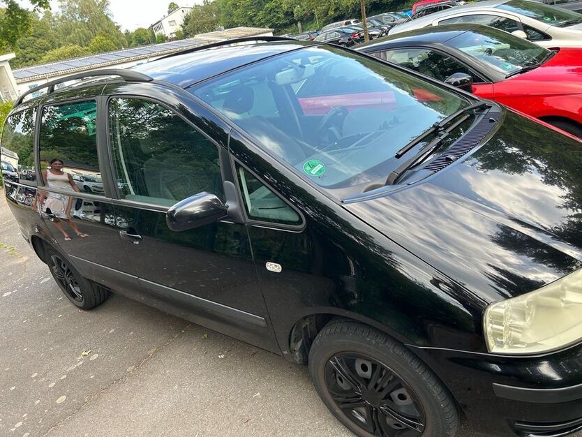 VW Sharan 341.651 km 2.500 € Hasselbach 57635
