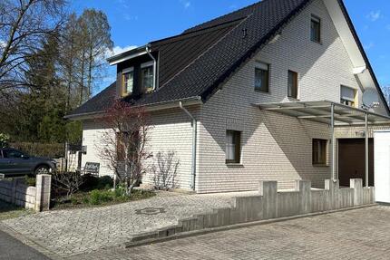 Haus Korschenbroich - 8 Zimmer, 219 m&sup2;, 799.000&euro; | Angebot:26879559