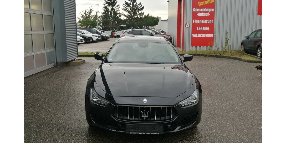 Maserati Ghibli 3.0 D Leder Klimaautomatik Leder BI-XENON 39.900 km 42.499 &euro; Landau 76829