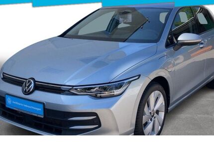 VW Golf 9.020 km 30.496 &euro; Potsdam 14480