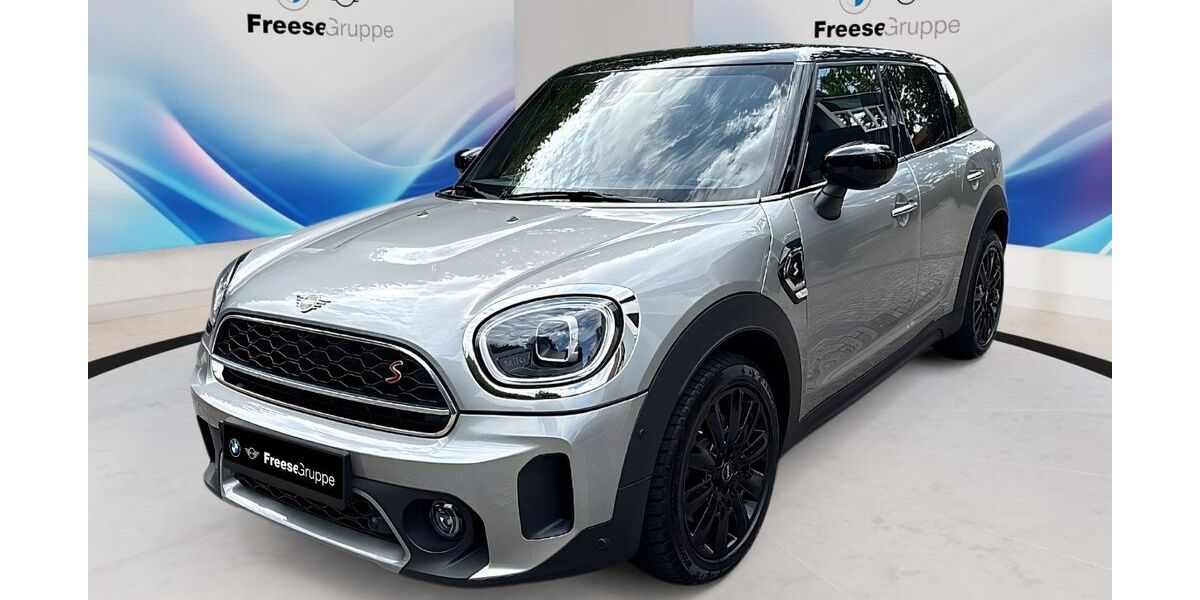 Mini Countryman S (Cooper) 22.165 km 30.990 &euro; Wilhelmshaven 26389