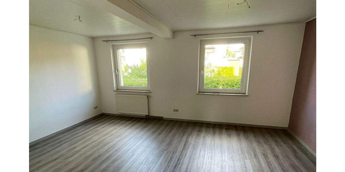 Etagenwohnung Selb - 2 Zimmer, 69 m&sup2;, 115.000&euro; | Angebot:26930425