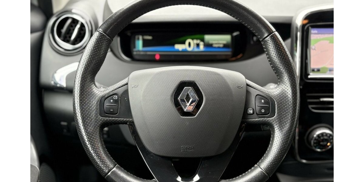 Renault ZOE Intens KEYLESS/TEMPOMAT/KAMERA/NAVI/KLIMA 97.952 km 6.590 &euro; Villingen-Schwenningen 78054