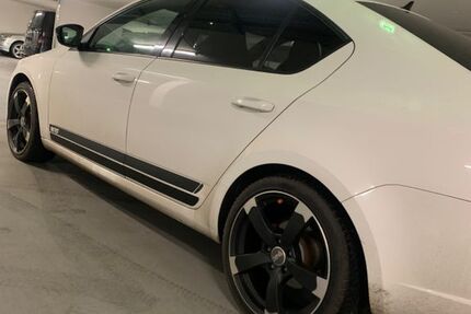 Skoda Octavia 120.000 km 18.500 € Schönefeld 12529
