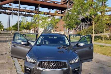 INFINITI Q50 285.000 km 10.000 &euro; Essen, Stadt 45136