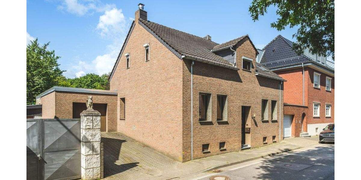 Eine Immobilie - viele Möglichkeiten! Einfamilienhaus mit Garage und großem Garten in Horbach 6 zimmer