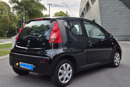 Peugeot 107 128.000 km 2.199 &euro; Lüneburg 21337
