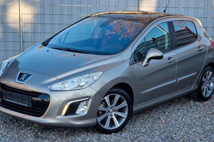 Peugeot 308 121.592 km 5.090 &euro; Chemnitz 09114