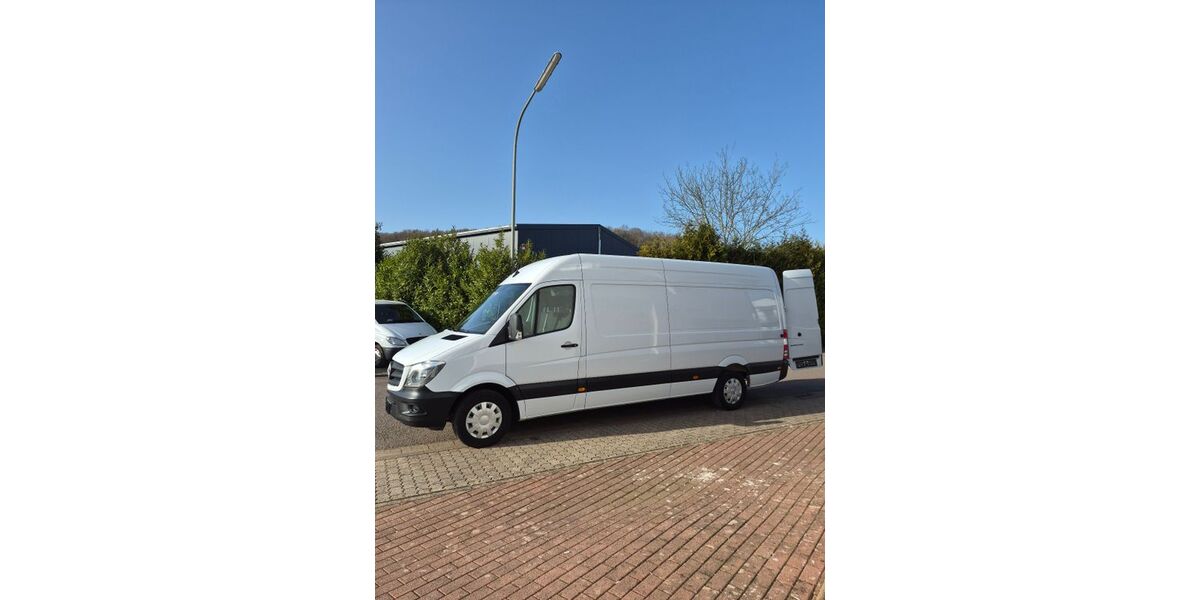 Mercedes-Benz Sprinter 174.561 km 19.623 &euro; Beckingen 66701