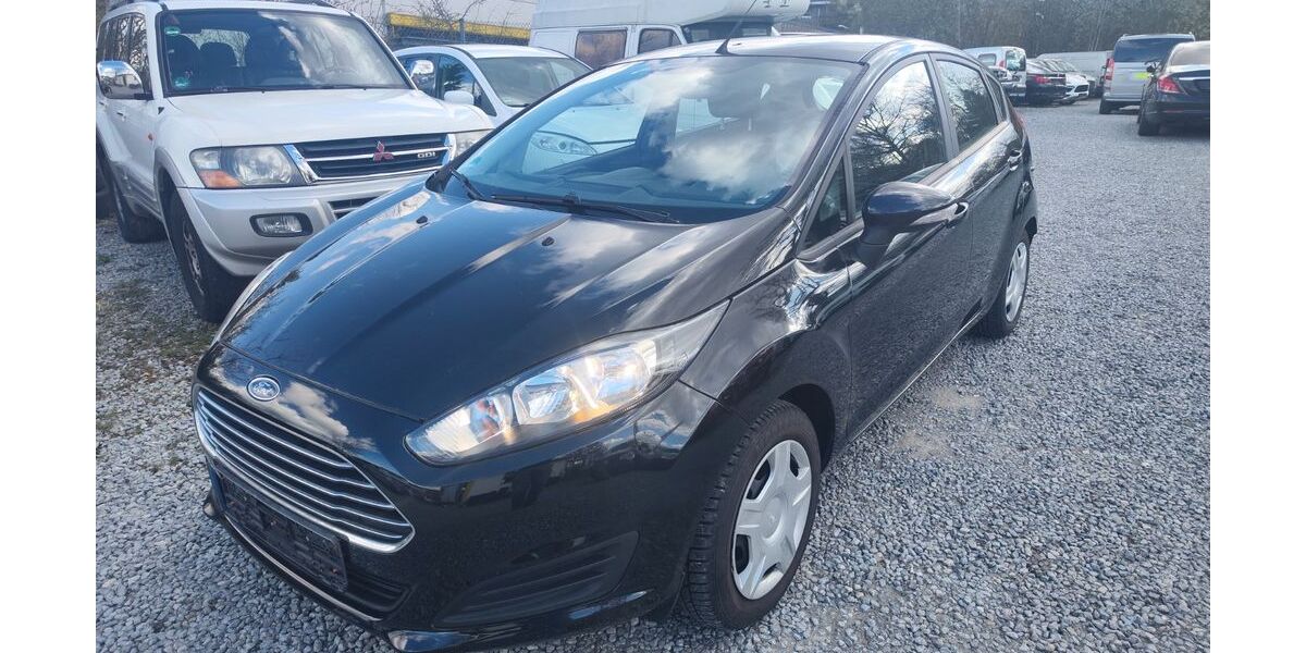 Ford Fiesta 107.925 km 3.999 &euro; weinstadt 71384
