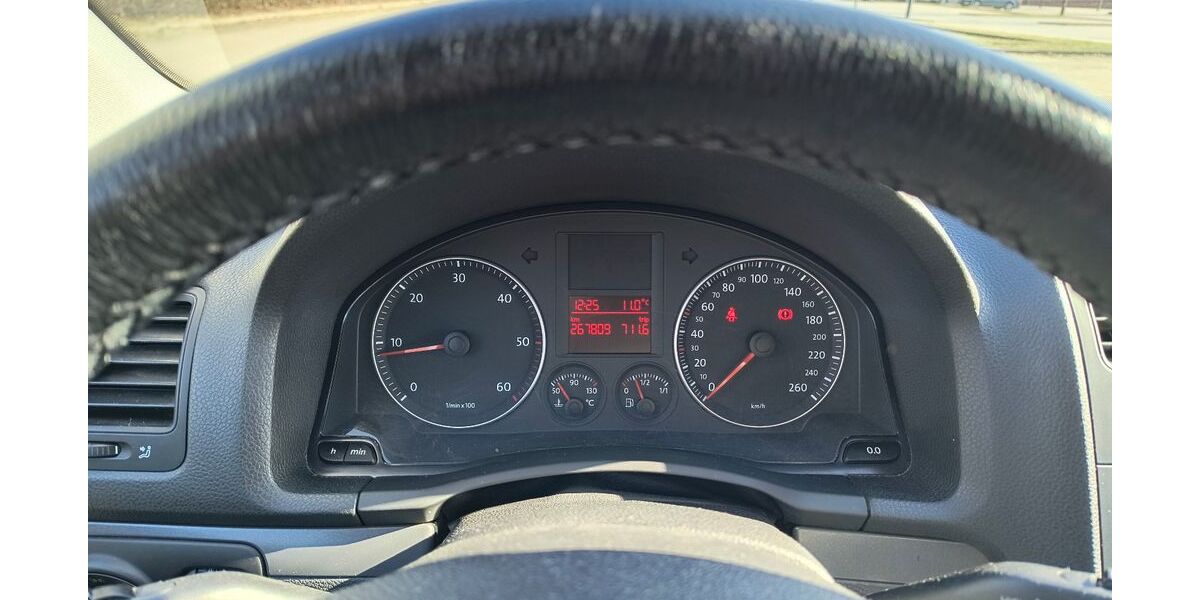 VW Golf 267.000 km 2.190 &euro; Tornesch 25436