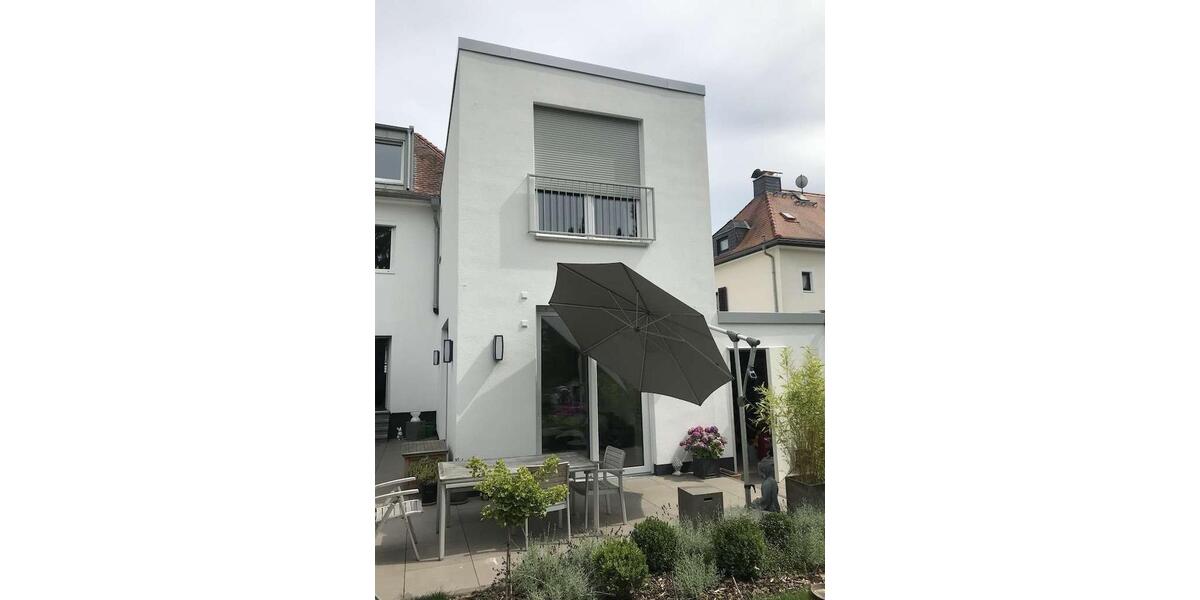 Doppelhaushälfte Bad Soden am Taunus - 6 Zimmer, 160 m&sup2;, 3.350&euro; | Angebot:24831805