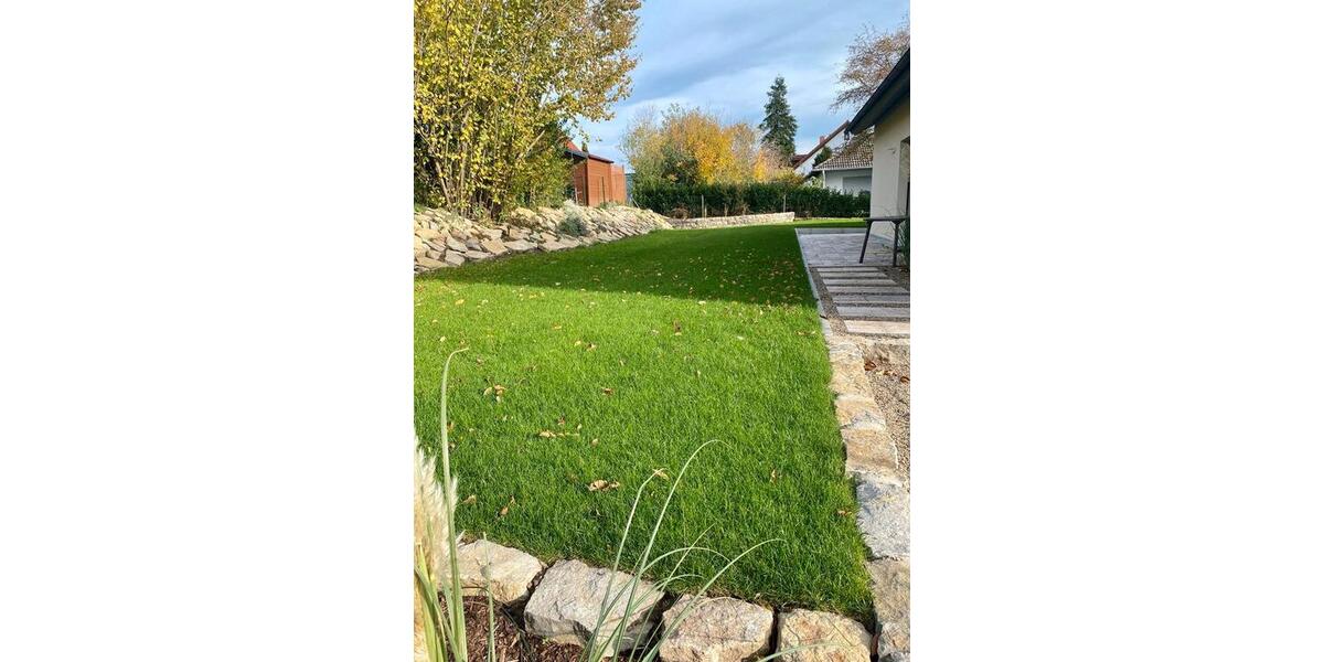 Mehrfamilienhaus, Wohnhaus Marktbreit - 9 Zimmer, 275 m&sup2;, 3.025&euro; | Angebot:26252327