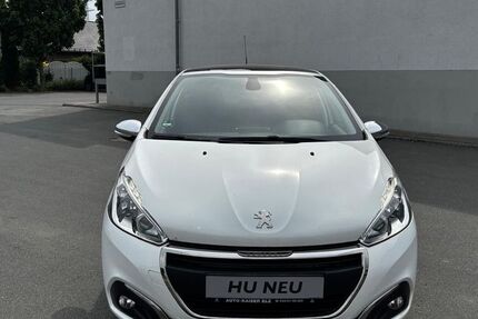 Peugeot 208 120.700 km 5.499 &euro; Elz 65604
