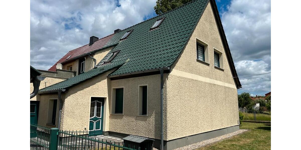 Doppelhaushälfte Gräfenhainichen - 3 Zimmer, 194 m&sup2;, 260.000&euro; | Angebot:26918511