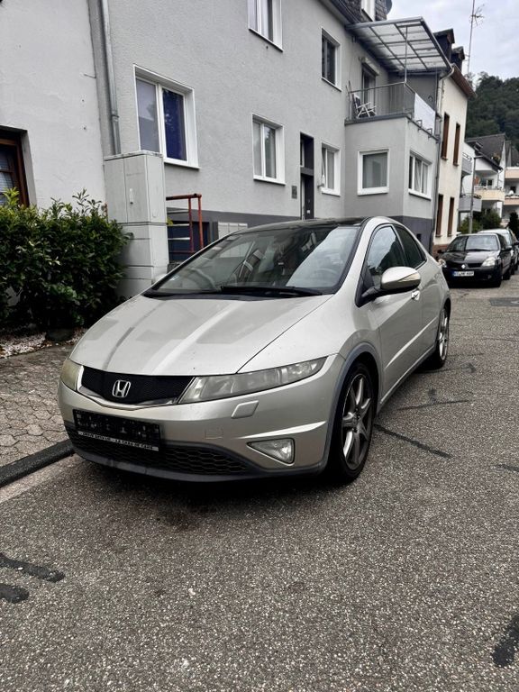 Honda Civic 229.000 km 1.600 € Koblenz 56072