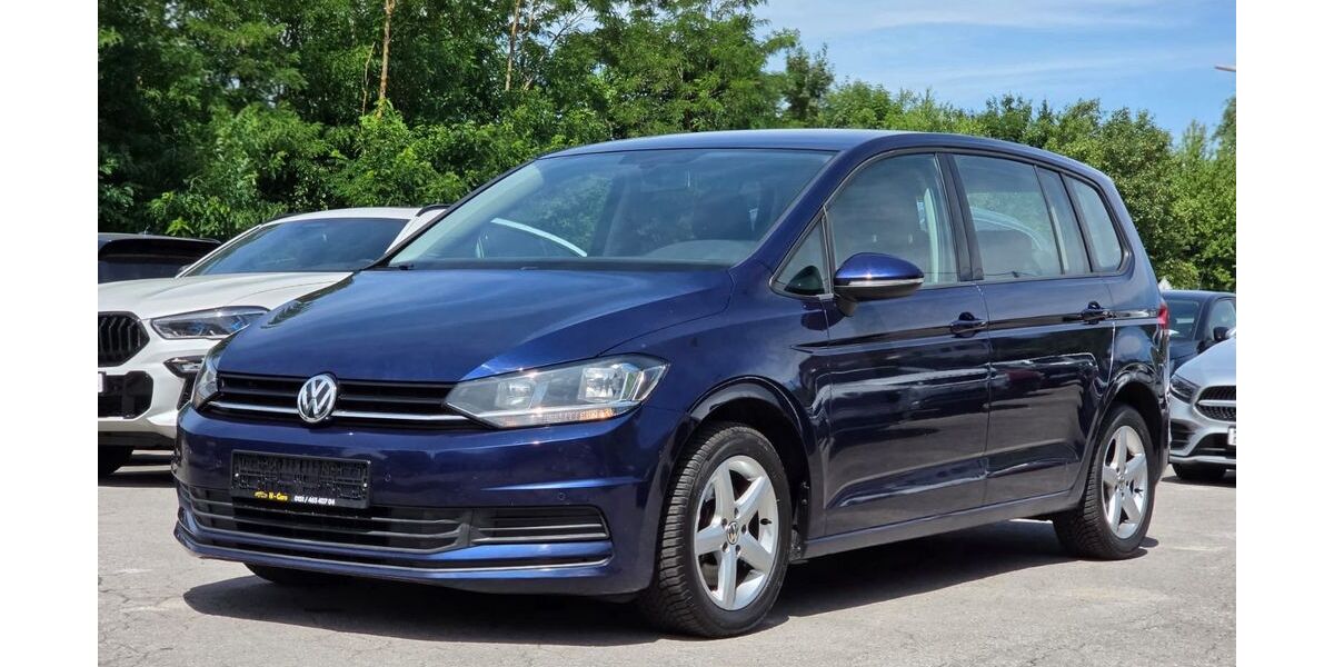 VW Touran 159.000 km 12.490 &euro; Merzig 66663