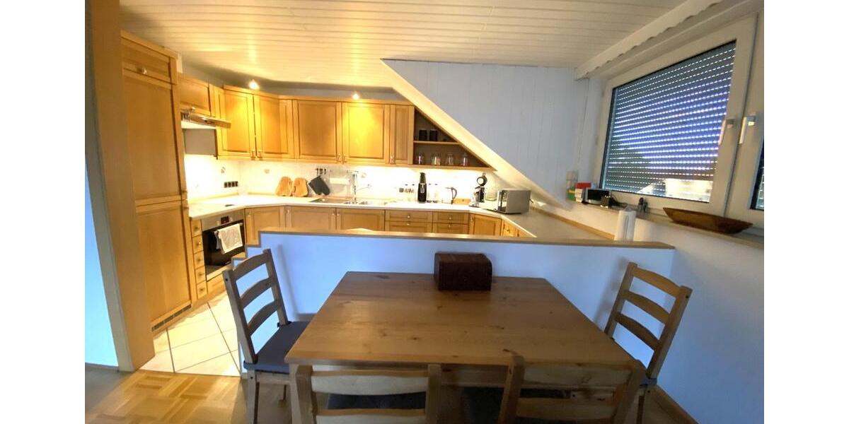 Dachgeschoßwohnung Essen Stadtbezirk IV - 3 Zimmer, 85 m&sup2;, 795&euro; | Angebot:25548106