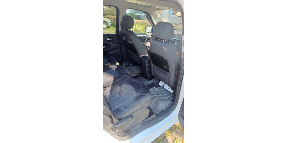 Ford Galaxy 255.000 km 9.200 &euro; Freiburg im Breisgau 79108