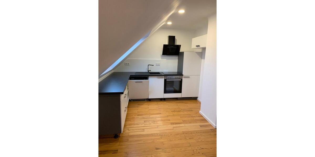 Dachgeschoßwohnung Schmelz - 2 Zimmer, 63 m&sup2;, 550&euro; | Angebot:26400579