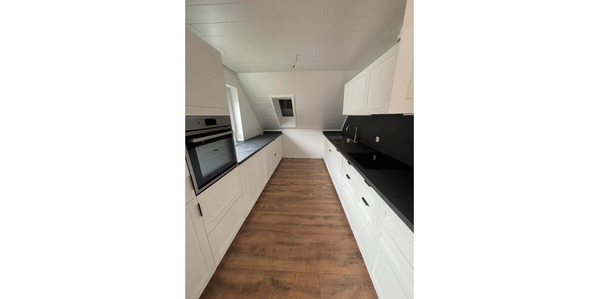 Etagenwohnung Öhringen - 5.5 Zimmer, 120 m&sup2;, 1.500&euro; | Angebot:26271071