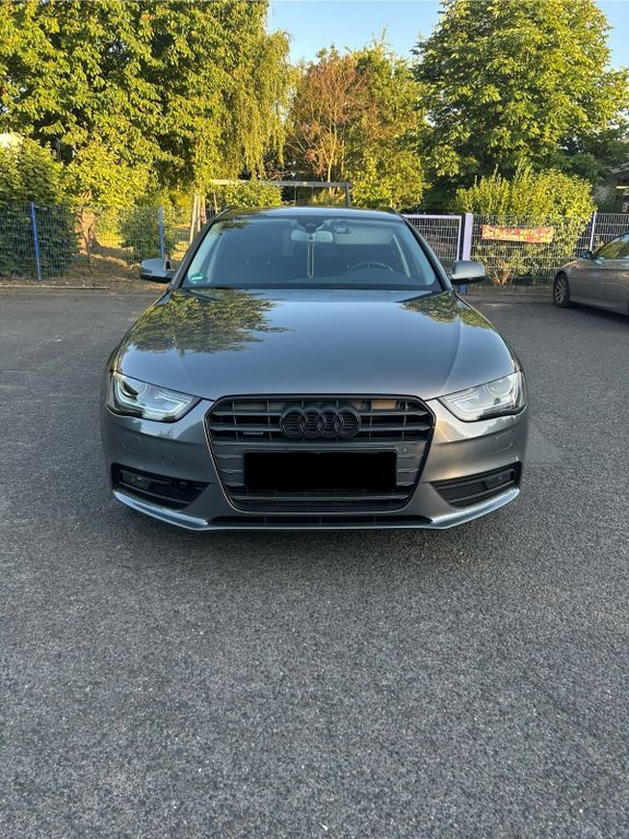 Audi A4 145.000 km 14.200 € Schöneck 61137