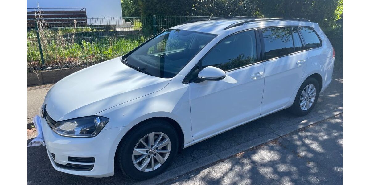 VW Golf 122.000 km 10.790 &euro; hamburg 22309