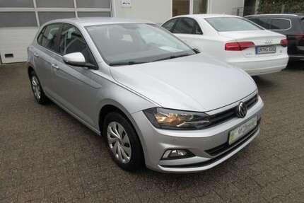 VW Polo Trendline 1.0 NAVI KLIMA APS SITZHEIZUNG GJR