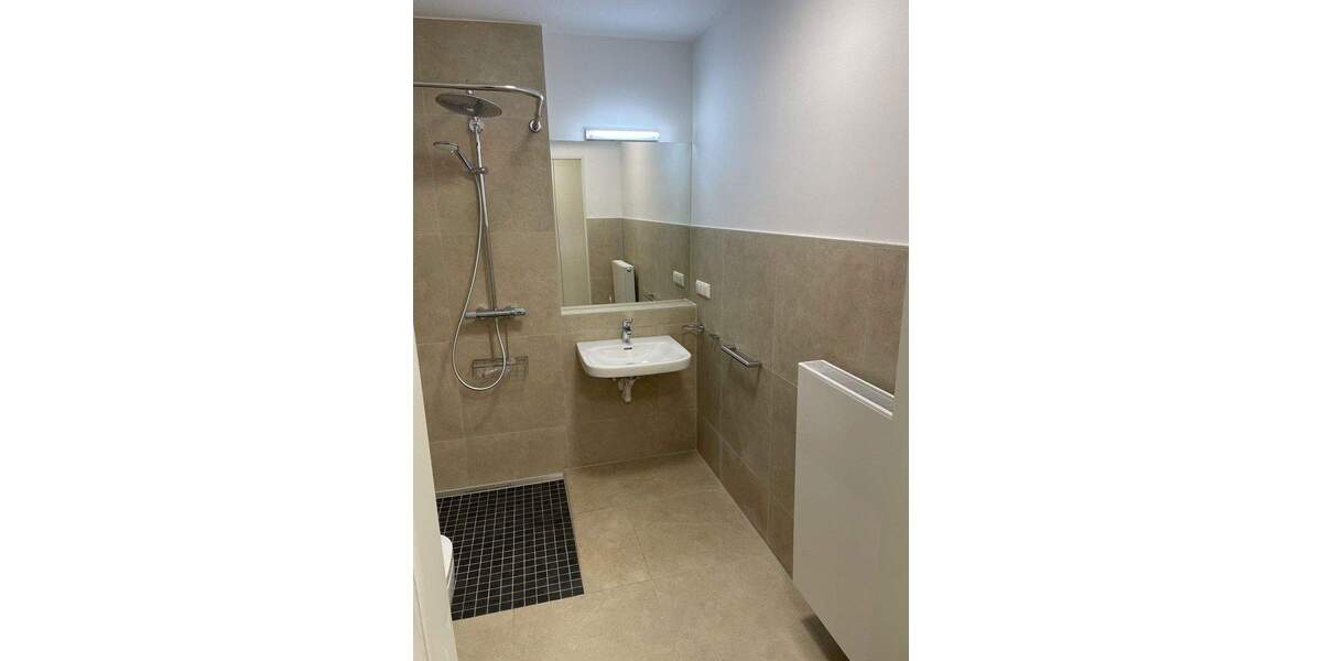 Hochwertige, renovierte Seniorenwohnung inkl. Küche in Dortmund Huckarde 2 zimmer