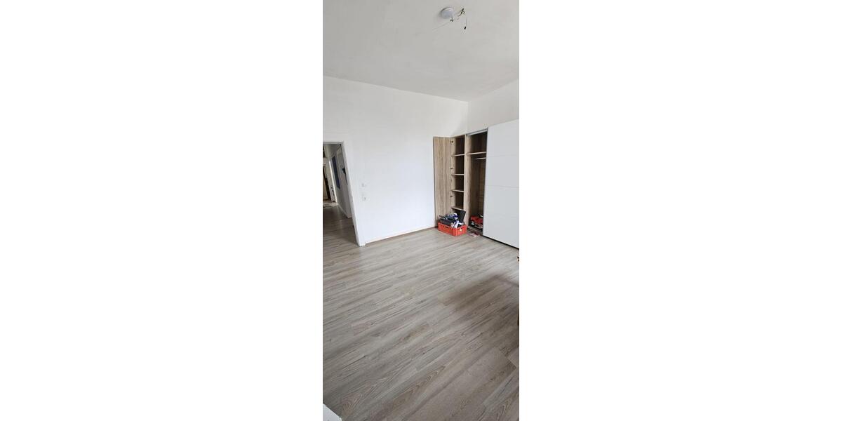 Erdgeschoßwohnung Warburg - 2 Zimmer, 74 m&sup2;, 130.000&euro; | Angebot:27096040