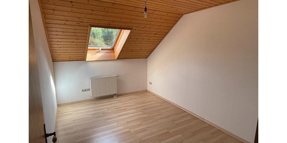Wunderschöne helle Wohnung mit Blick über Boxberg 3 zimmer