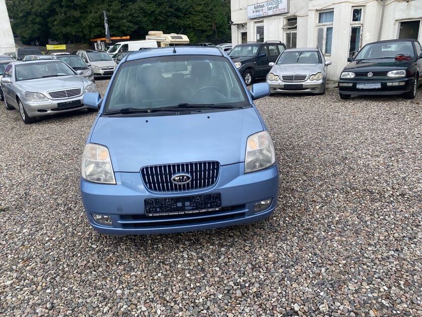 Kia Picanto 167.995 km 1.950 € Hamburg 22045