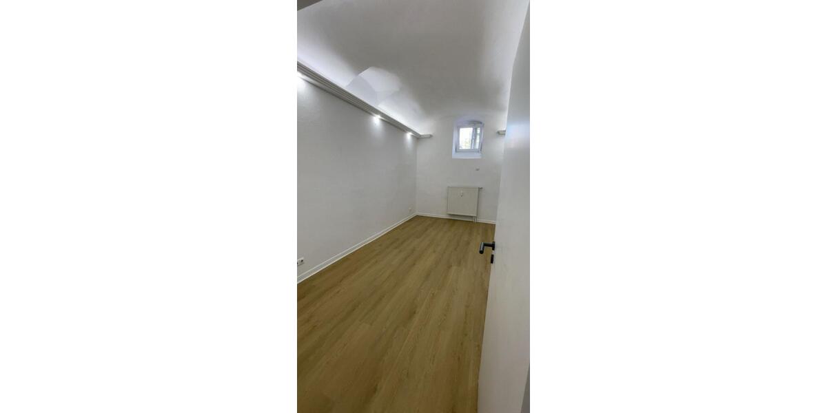 Etagenwohnung Gießen - 4 Zimmer, 113 m&sup2;, 510&euro; | Angebot:26125426