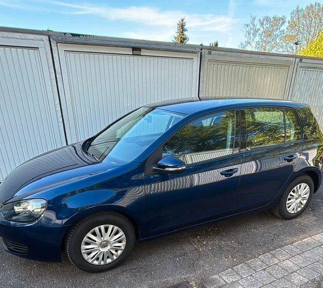 VW Golf 147.000 km 4.700 &euro; Garbsen 30823