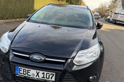 Ford Focus 210.236 km 999 &euro; München 81245