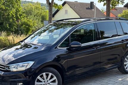 VW Touran 110.000 km 19.650 &euro; Uettingen 97292