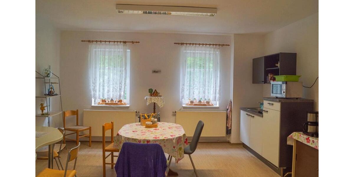 Einfamilienhaus Augustusburg - 18 Zimmer, 1.150 m&sup2;, 295.000&euro; | Angebot:26688886