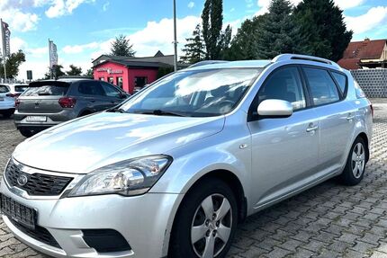 Kia ceed Sportswagon 251.869 km 2.499 &euro; Kabelsketal/OT Großkugel 06184