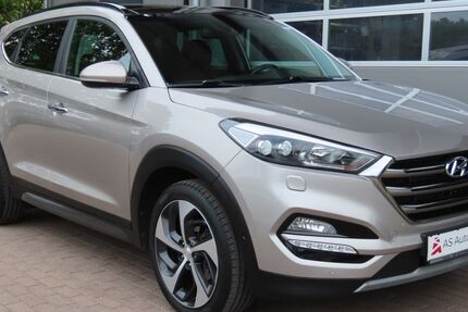 Hyundai TUCSON 140.000 km 12.990 &euro; Stuttgart 70329