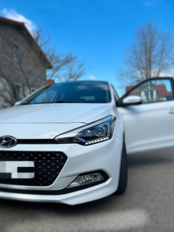 Hyundai i20 55.600 km 10.200 € Gerstetten 89547