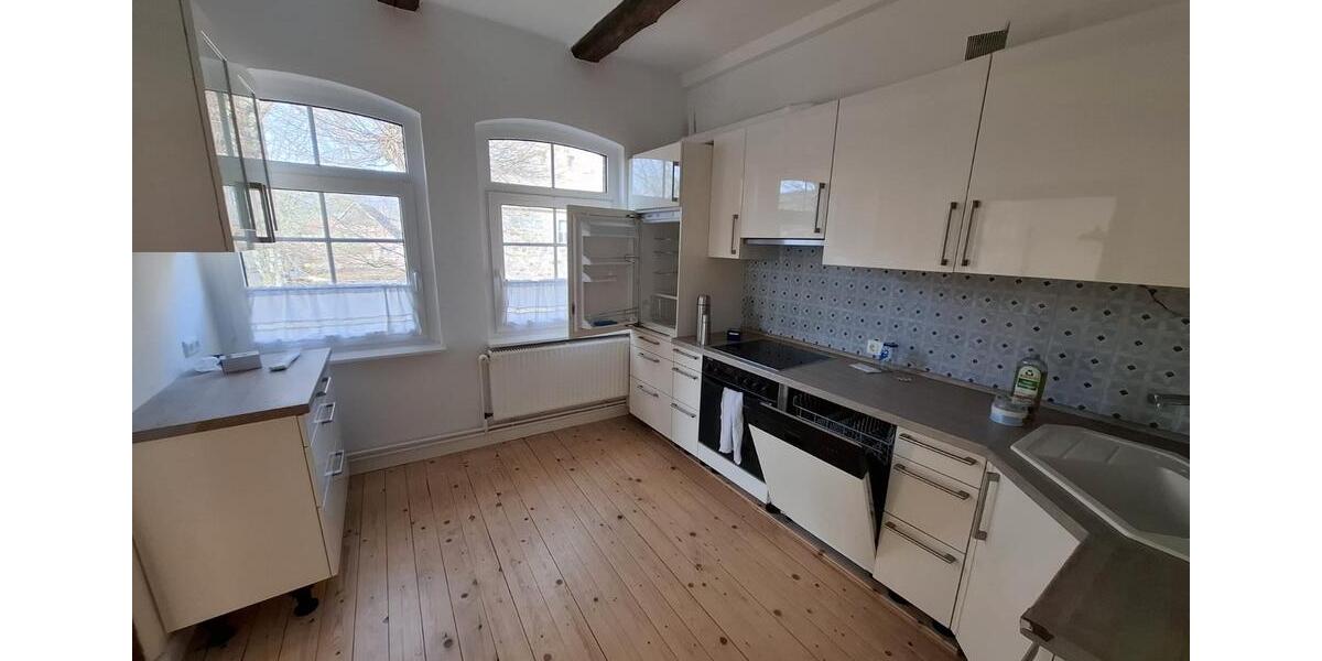 Einfamilienhaus Aerzen - 10 Zimmer, 262 m&sup2;, 350.000&euro; | Angebot:25994333