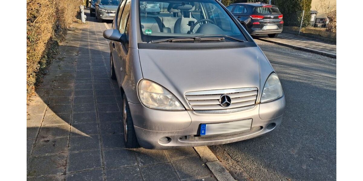Mercedes-Benz A 190 130.000 km 570 &euro; Nürnberg 90439