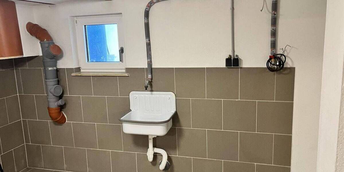 Mehrfamilienhaus, Wohnhaus Hardheim - 6 Zimmer, 180 m&sup2;, 385.000&euro; | Angebot:25706815