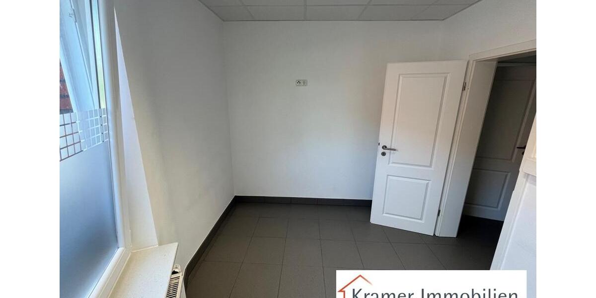 Gewerbeobjekt Varel - 1.200&euro; | Angebot:24677516